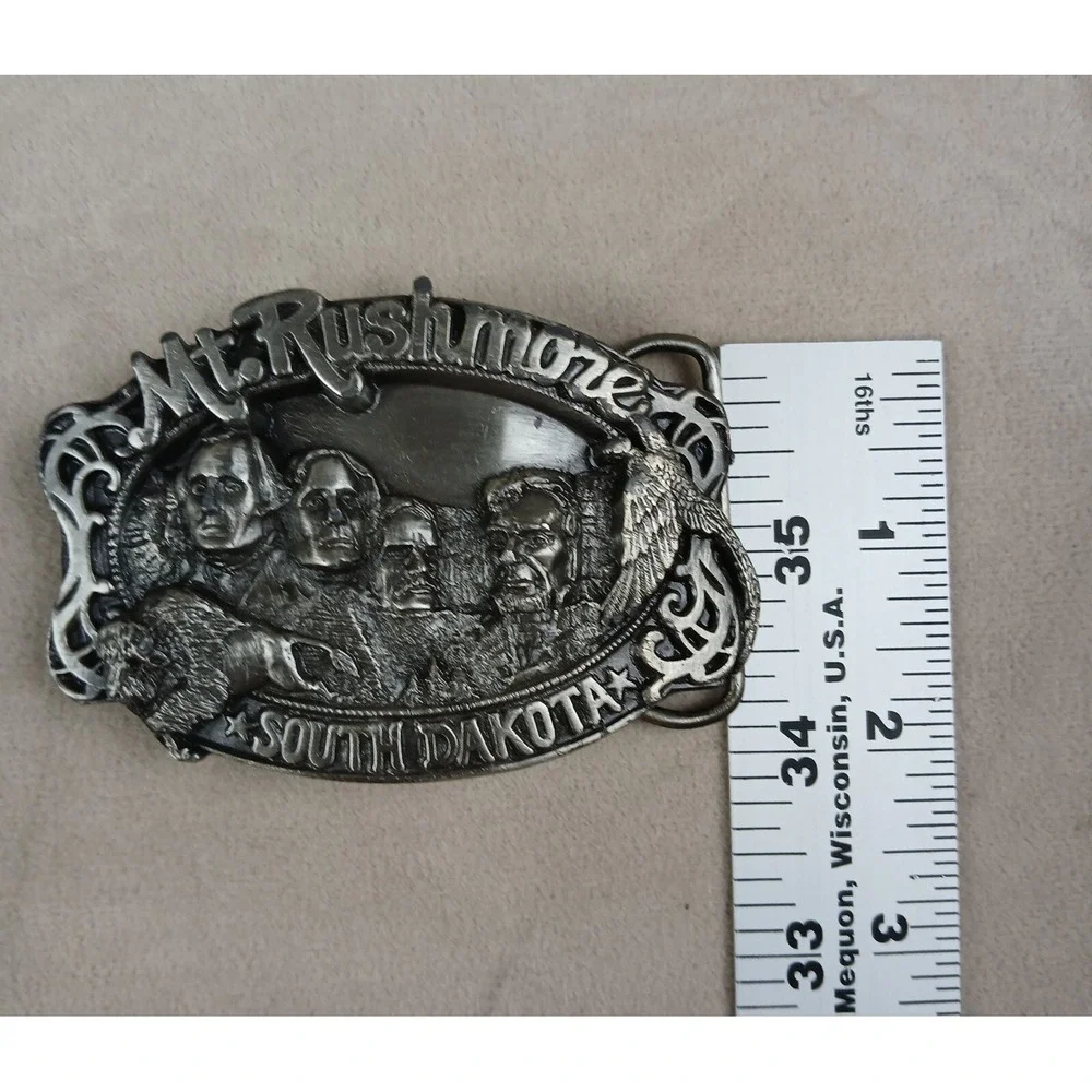 Mt Rushmore 1985 Siskiyou Belt‎ Buckle Limited Edition #1857 Heavy